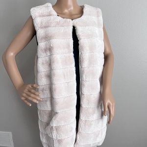 INC Women’s Quilted Plush Faux Fur Duster Ivory Vest size L/XL
